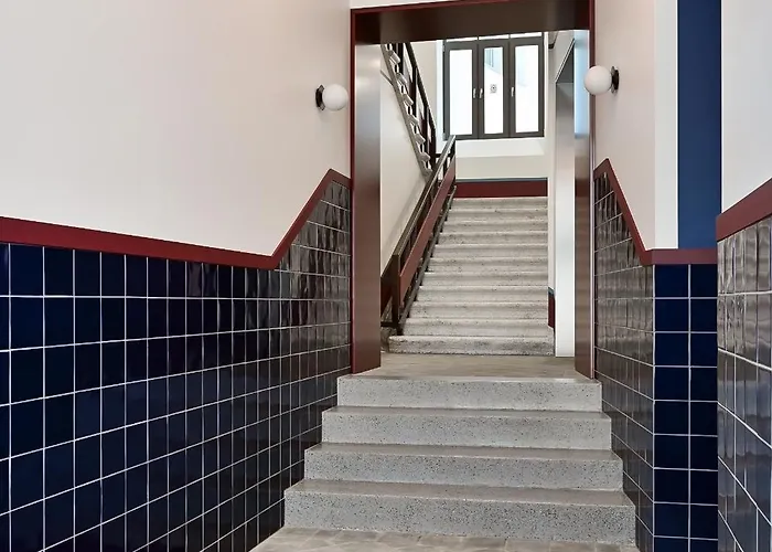 Charming And Cozy I Heart Of I New Apartment *